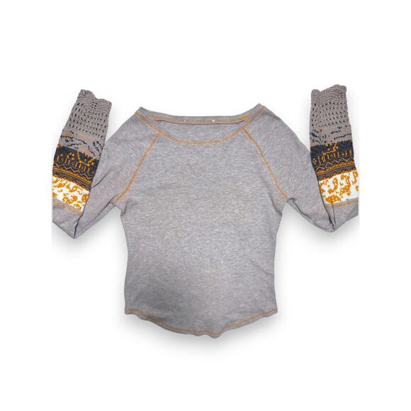 Grey Waffle Raglan Top W/ Mustard Crochet Patterned Sleeves Small/Medium - Picture 1 of 12